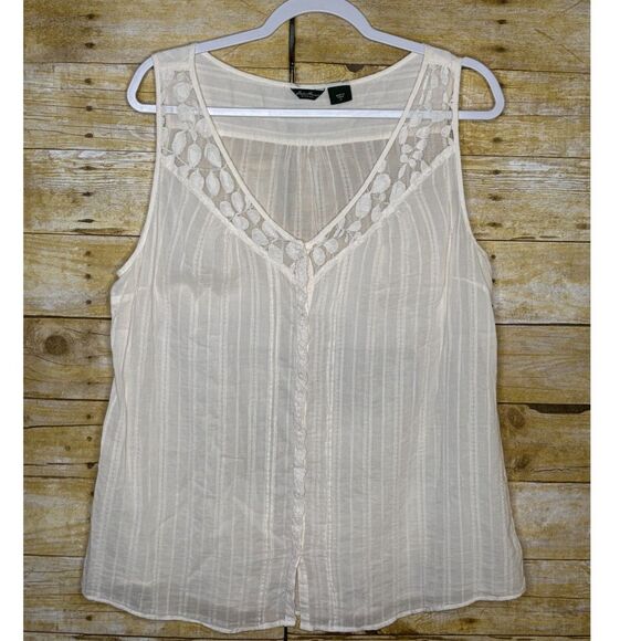 EDDIE BAUER CASUAL CLASSIC LACE TRIM SHEER BUTTON FRONT SLEEVELESS TANK SZ. XL - Picture 1 of 3